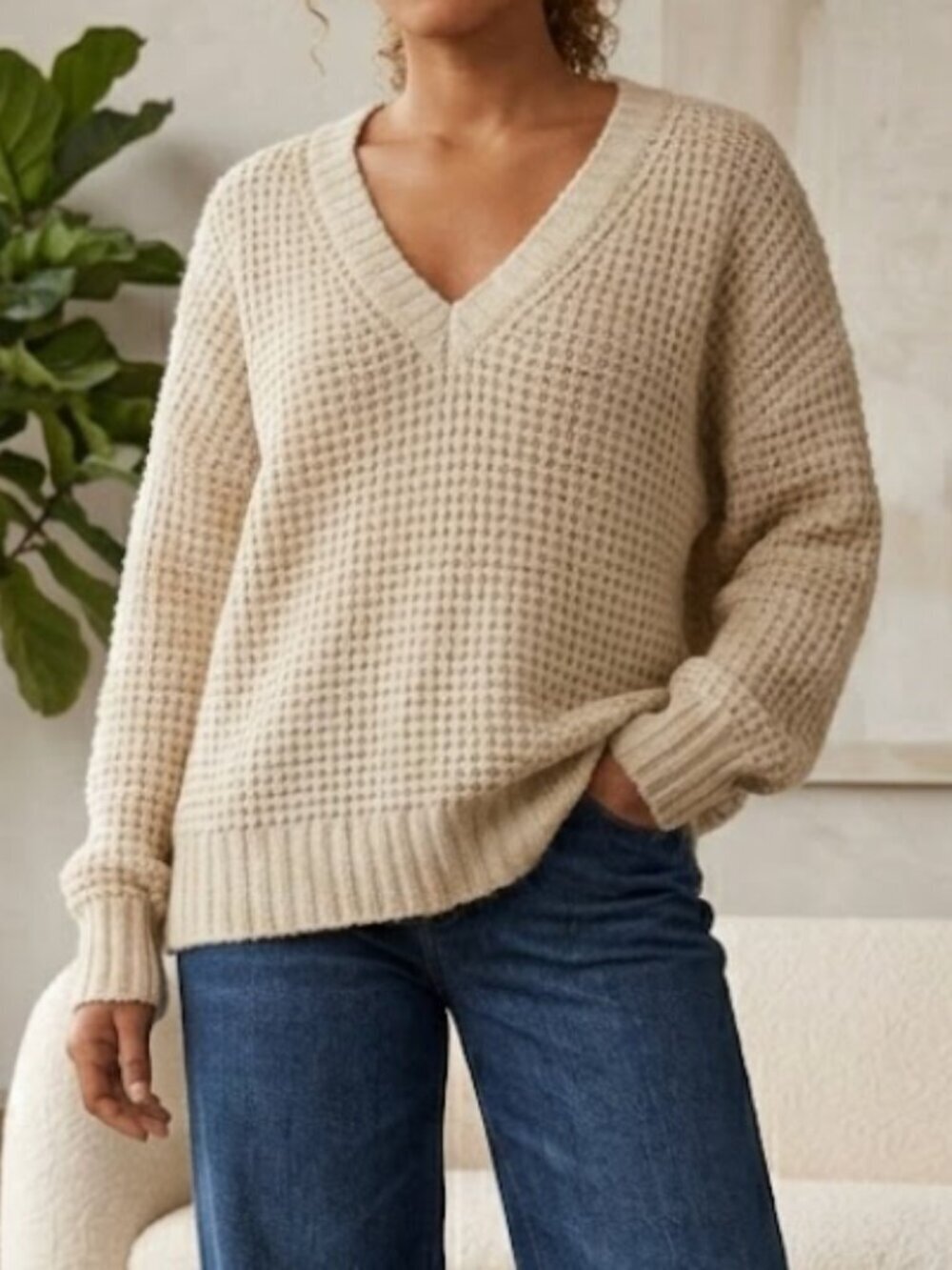 American Eagle Cream Waffle Knit Sweater Size XS V Neck Cozy Oversized